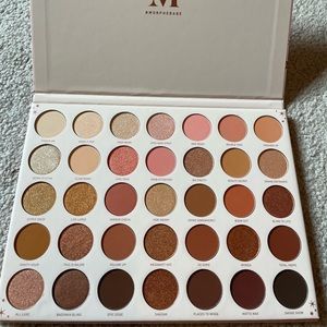 Beautiful morphe palette big primpin!